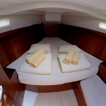 Hanse 385