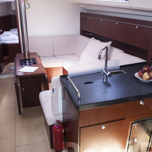 Hanse 415