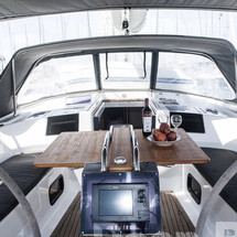 Hanse 415