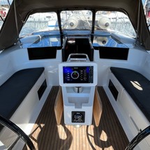 Hanse 418