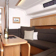 Hanse 415