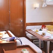 Beneteau Oceanis 50 Family