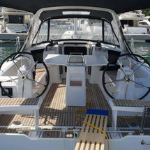 Beneteau Oceanis 38.1
