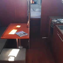 Beneteau Oceanis 38.1