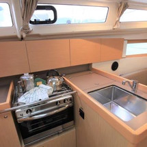 Beneteau Oceanis 35.1