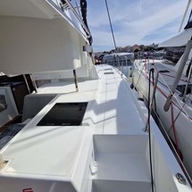 Fountaine Pajot Lucia 40