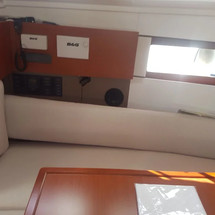 Beneteau Oceanis 38.1
