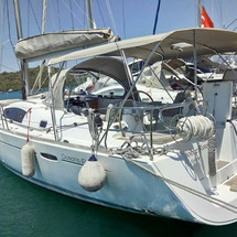 Beneteau 43