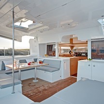 Lagoon 450 F