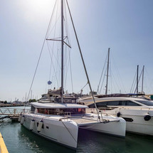 Lagoon 42