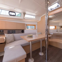 Beneteau Oceanis 38.1