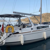Beneteau Oceanis 38.1