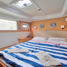 Lagoon 440