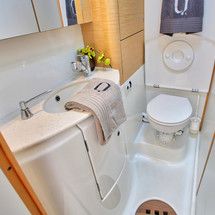 Lagoon 440