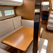 Jeanneau Sun Odyssey 440