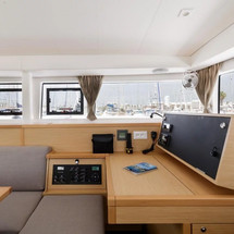 Lagoon 400 S2