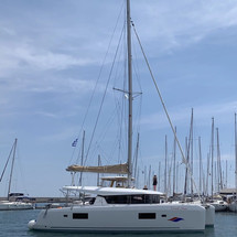 Lagoon 42