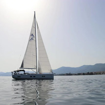 Hanse 548