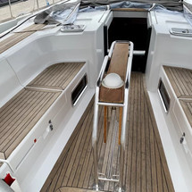 Hanse 445