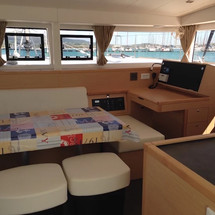 Lagoon 400 S2