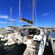 Lagoon 42
