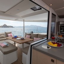 Fountaine Pajot Astréa 42