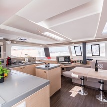 Fountaine Pajot Saona 47
