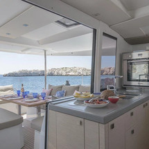 Fountaine Pajot Astrea 42