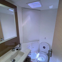 Fountaine Pajot Lucia 40