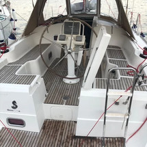 Beneteau Oceanis 37