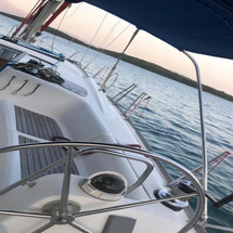 Beneteau Oceanis 37