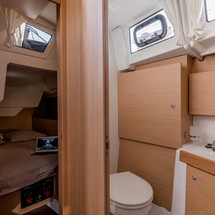 Beneteau Oceanis 38.1