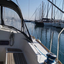 Beneteau Oceanis 37