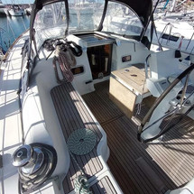 Beneteau Oceanis 37