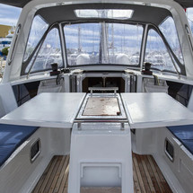 Beneteau Oceanis 38.1