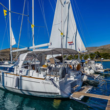 Beneteau Oceanis 38.1