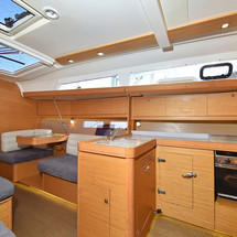 Dufour 412