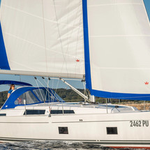 Hanse 418