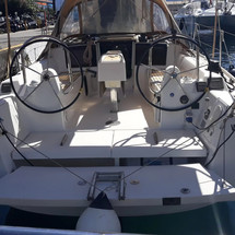 Dufour 350