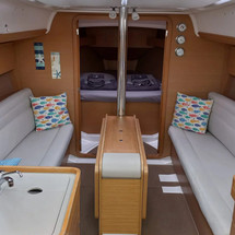 Dufour 350