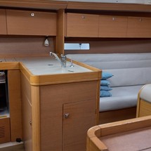 Dufour 350