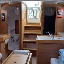 Dufour 350
