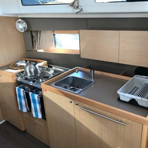 Beneteau Oceanis 38.1