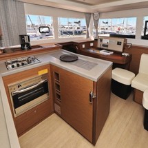 Lagoon 450 F