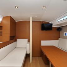 Jeanneau Sun Odyssey 410