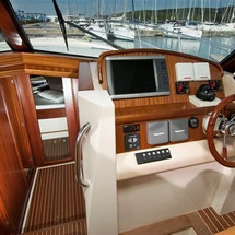 SAS Adriana 44
