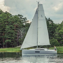 Beneteau Oceanis 30.1