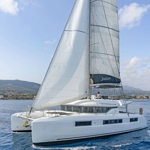 Lagoon 50