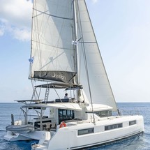 Lagoon 50