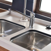Beneteau Oceanis 46.1